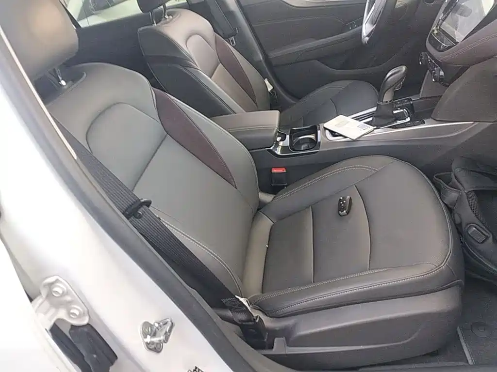 Chevrolet Malibu — миниатюра 25