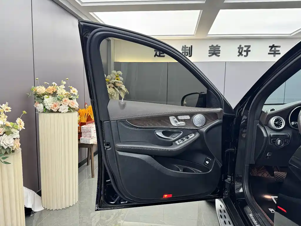 Mercedes-Benz GLC 2020 GLC 300 L 4MATIC