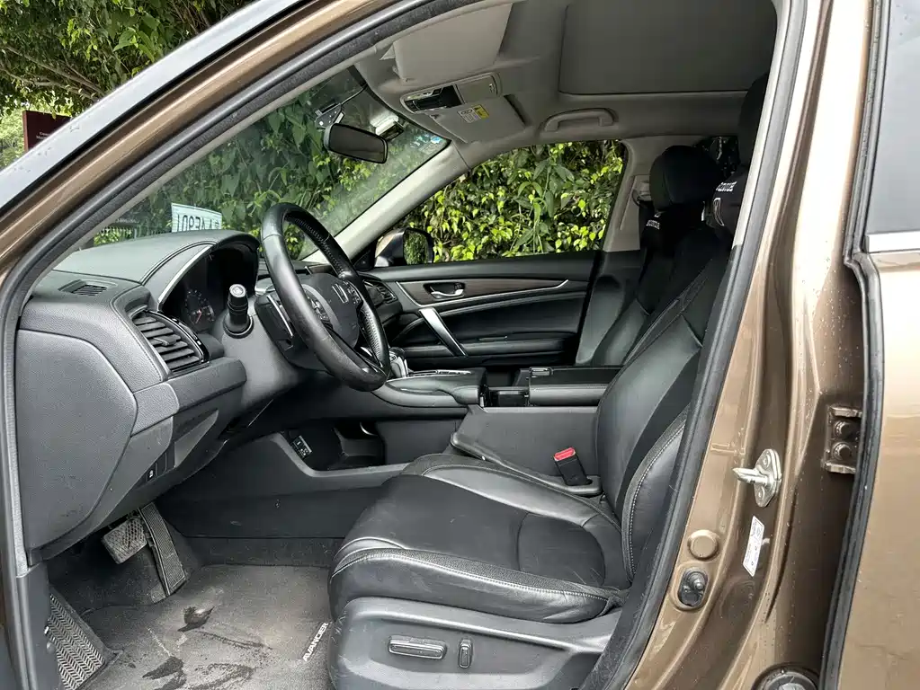 Honda Avancier 2017 240TURBO Luxury