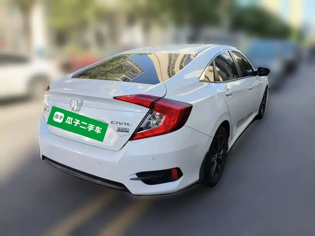 Honda Civic — миниатюра 6