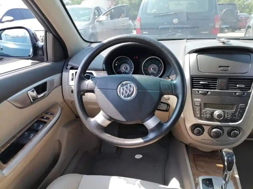Buick Excelle — миниатюра 11