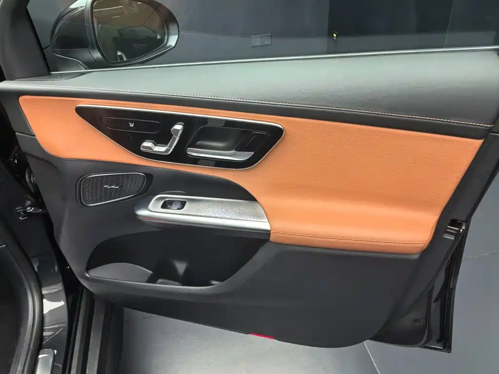 Mercedes-Benz GLC — миниатюра 18