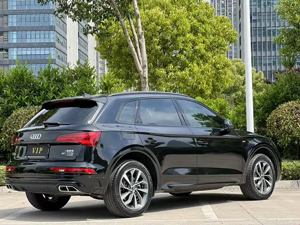 Audi Q5L — миниатюра 5