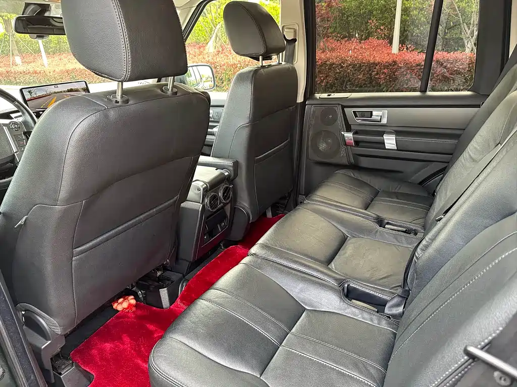 Land Rover Discovery — миниатюра 10