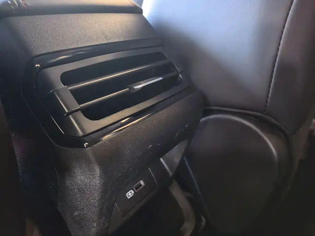 Geely Emgrand S — миниатюра 14
