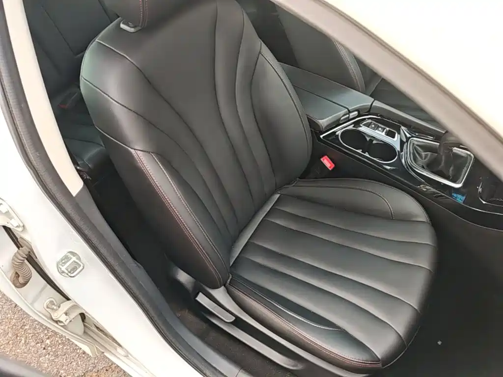 BAIC U7 — миниатюра 25