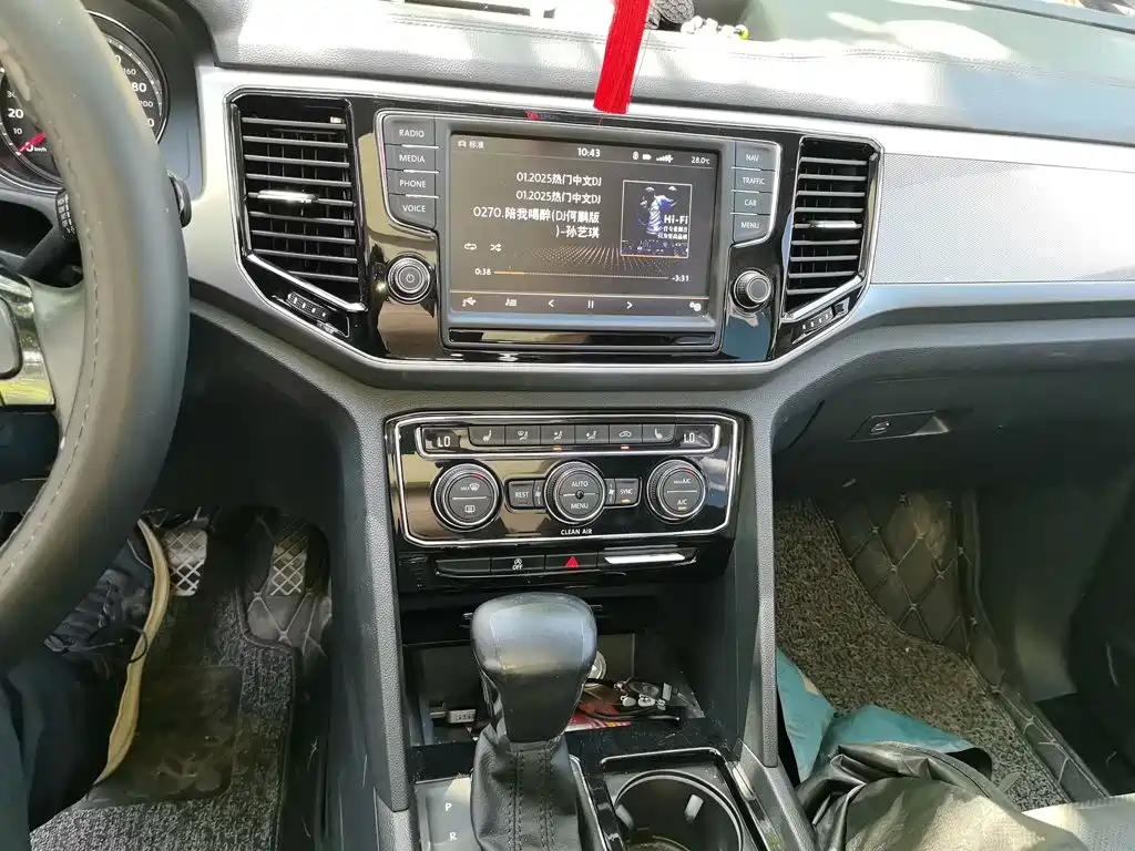 Volkswagen Teramont — миниатюра 6