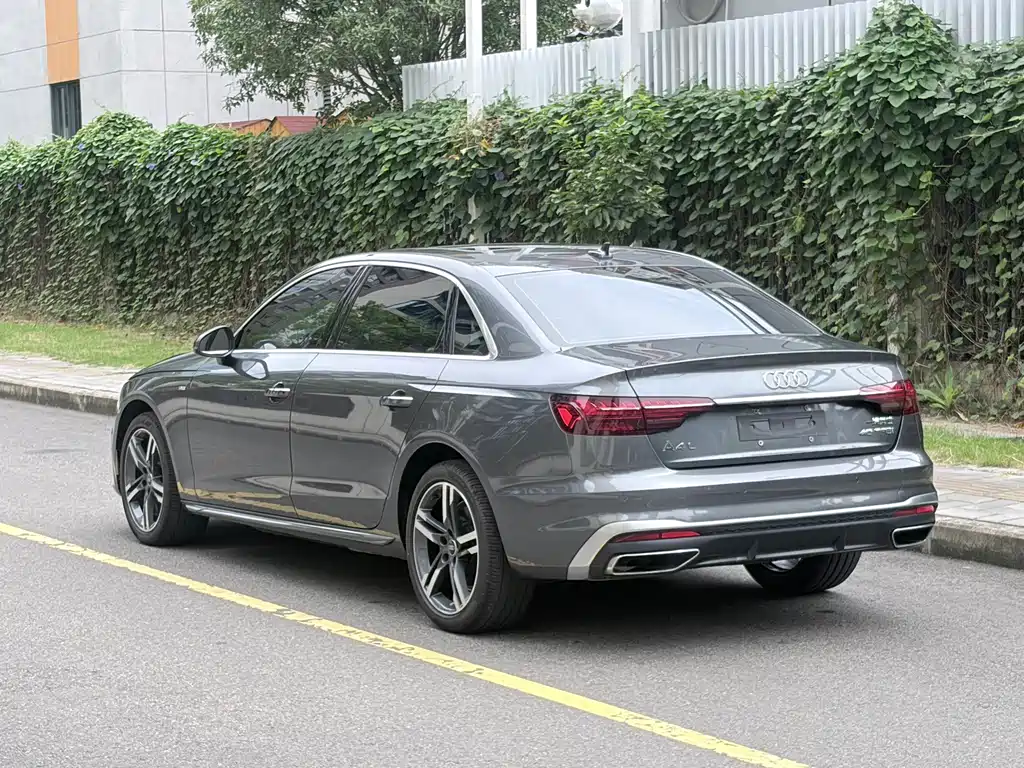 Audi A4L — миниатюра 4