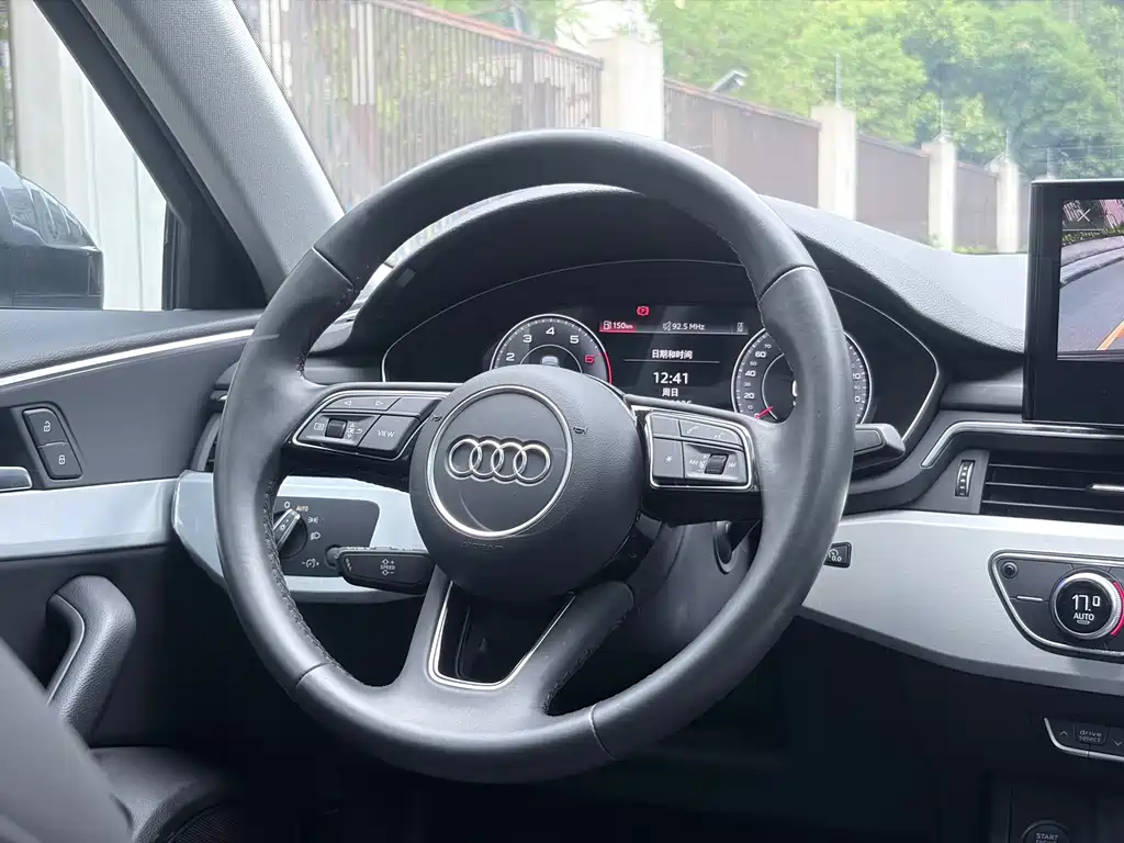 Audi A4L — миниатюра 19