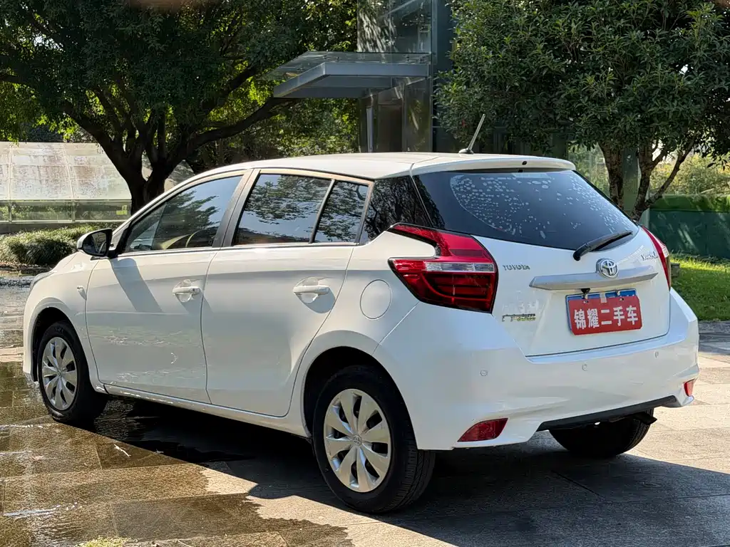 Toyota Yaris L — миниатюра 19