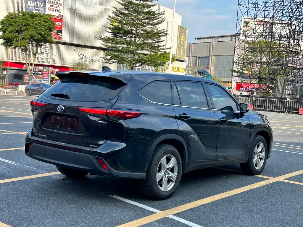 Toyota Highlander — миниатюра 4