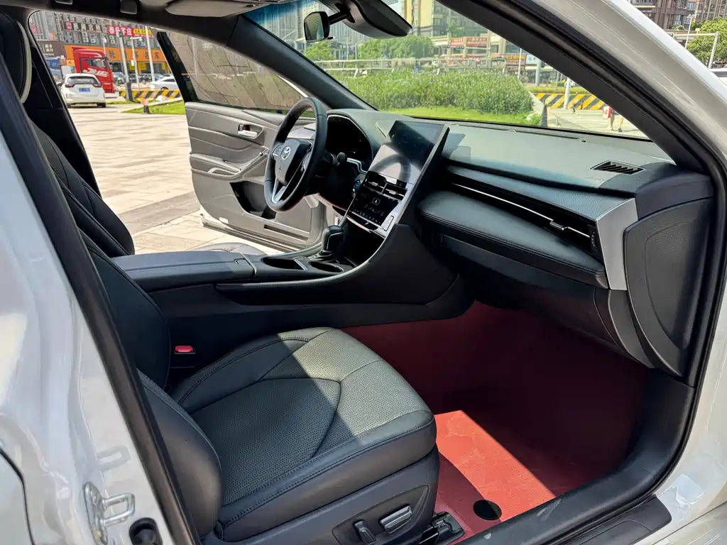 Toyota Avalon — миниатюра 12