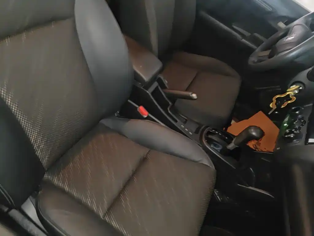 Honda Fit — миниатюра 25