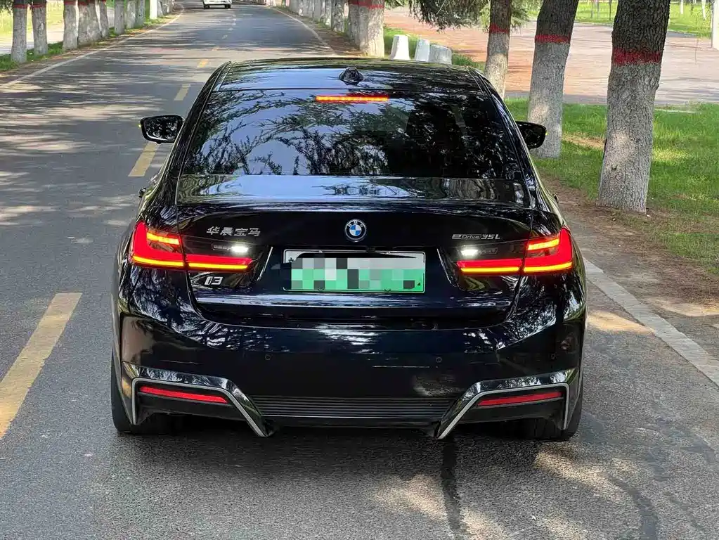 BMW i3 — миниатюра 8