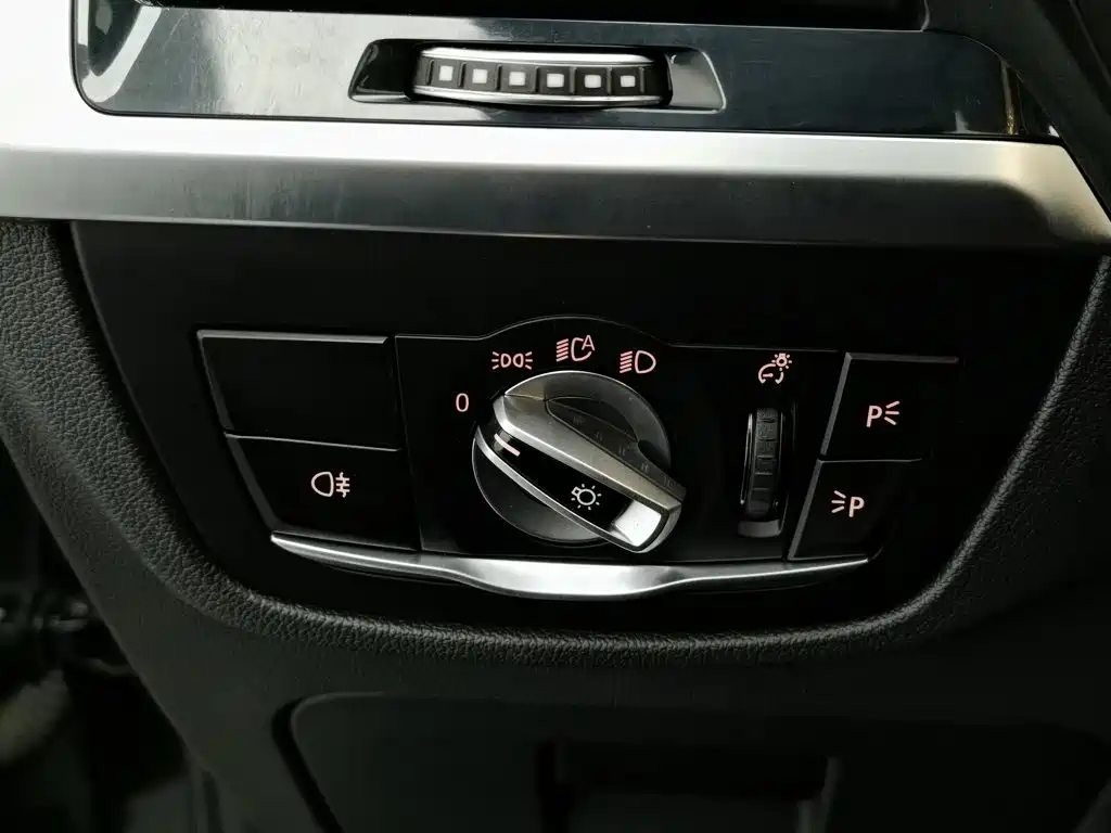 BMW X3 — миниатюра 21