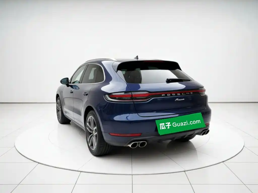 Porsche Macan — миниатюра 4
