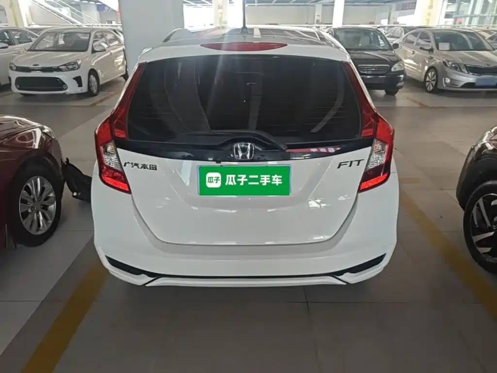 Honda Fit — миниатюра 6