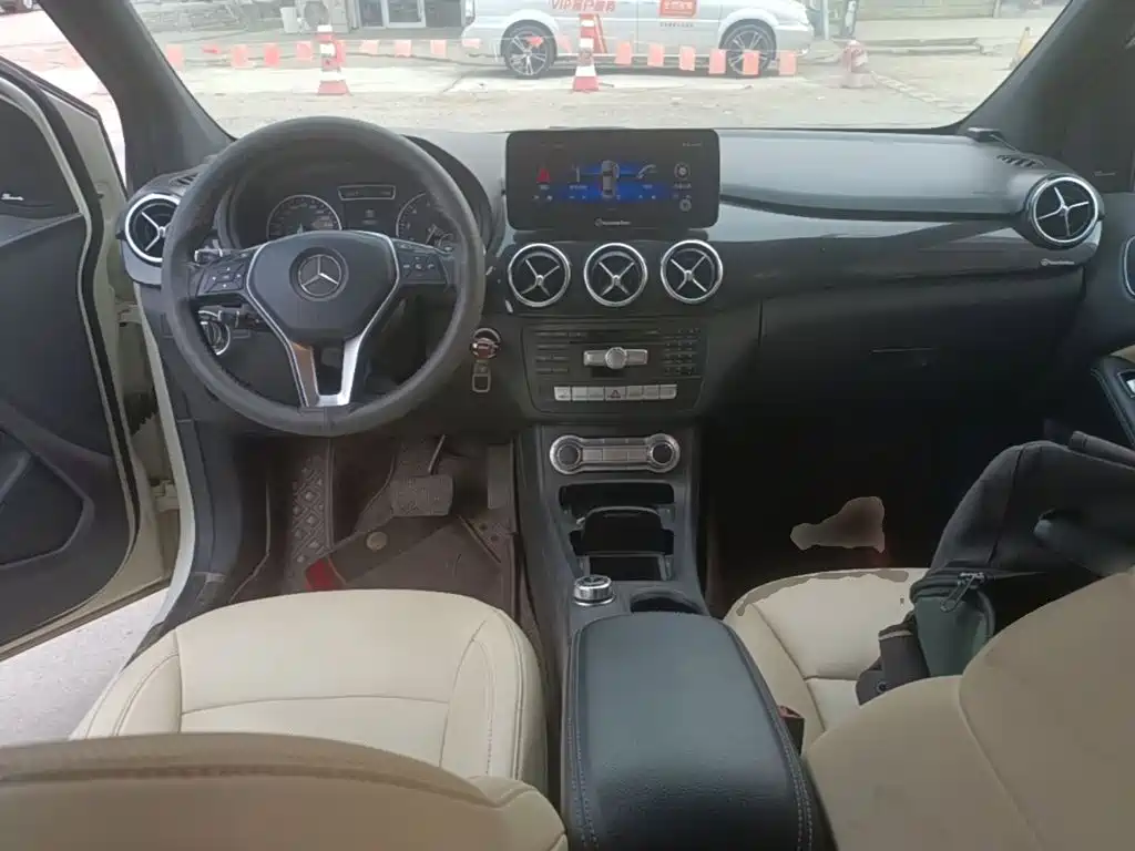 Mercedes-Benz B-Class — миниатюра 10