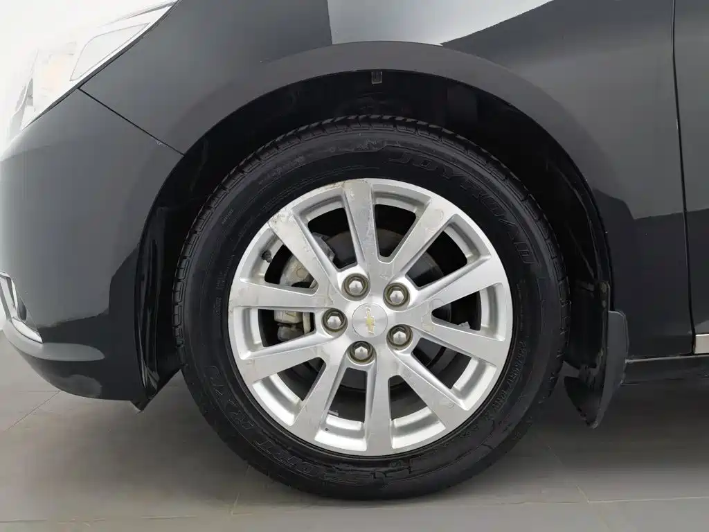 Chevrolet Malibu — миниатюра 17