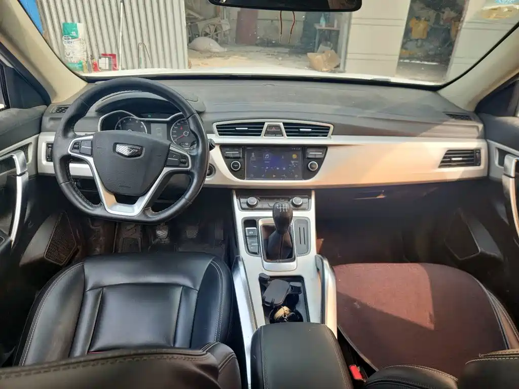 Geely Boyue — миниатюра 10