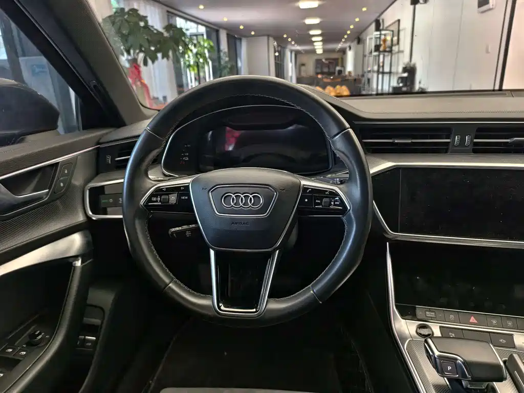 Audi A6L New Energy — миниатюра 13
