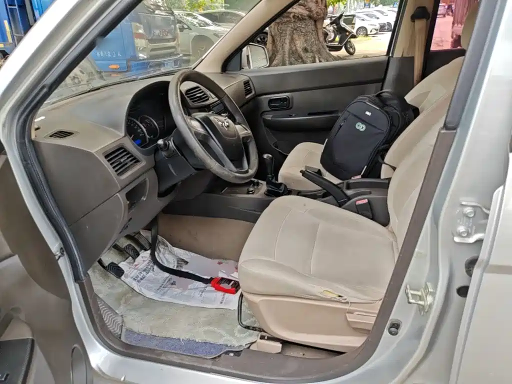 Wuling Hongguang — миниатюра 15
