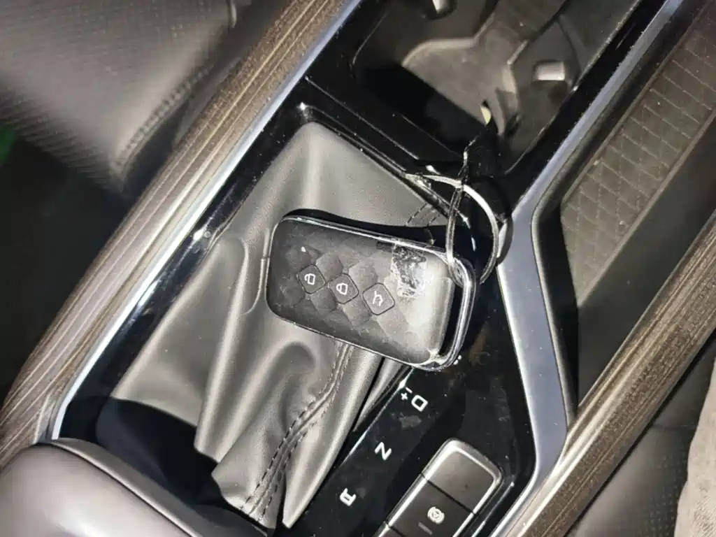 Wuling Jiachen — миниатюра 9