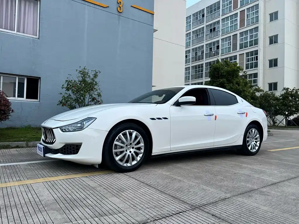 Maserati Ghibli — миниатюра 2