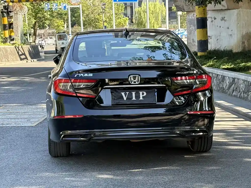 Honda Accord — миниатюра 6