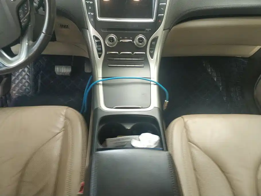 Lincoln MKX — миниатюра 16