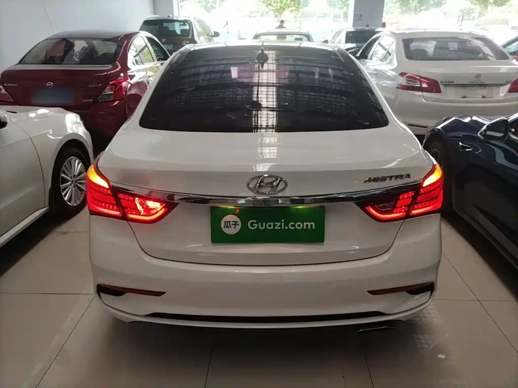 Hyundai Mistra — миниатюра 6