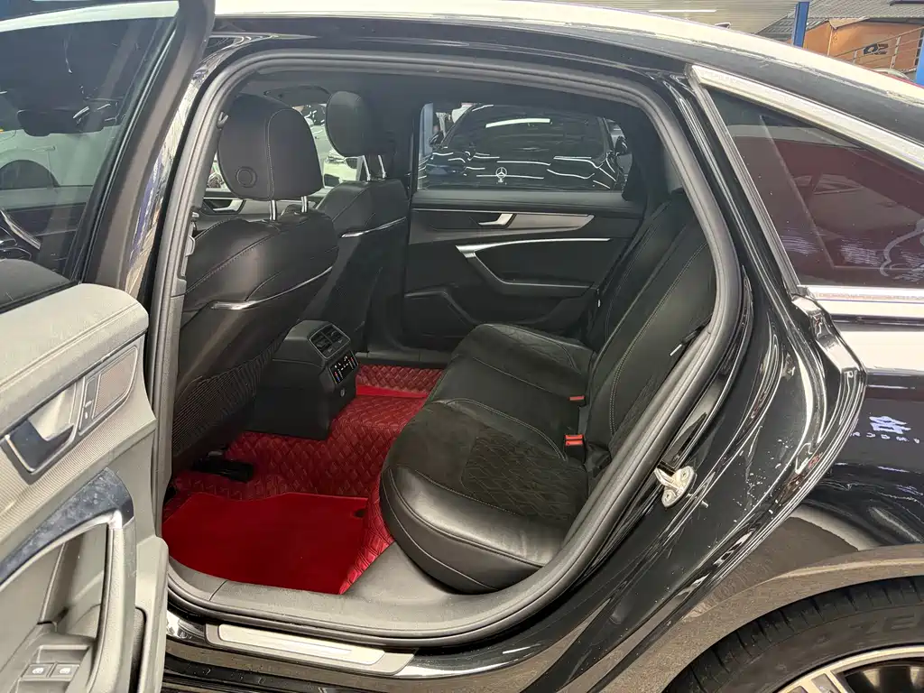 Audi A6L — миниатюра 7