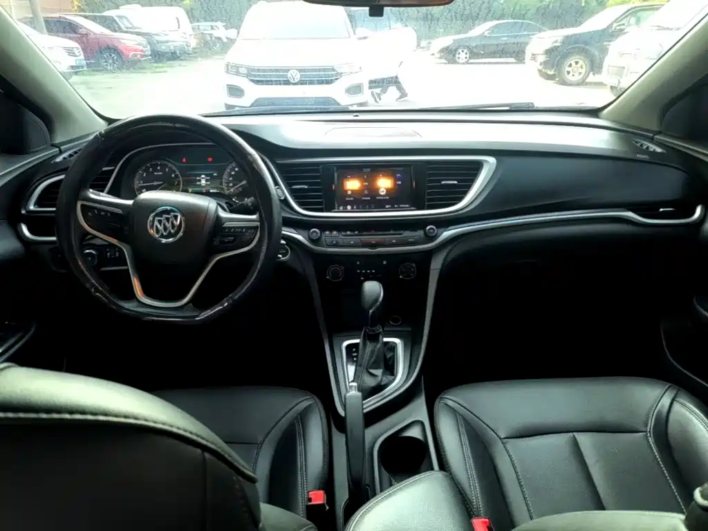 Buick Excelle — миниатюра 10