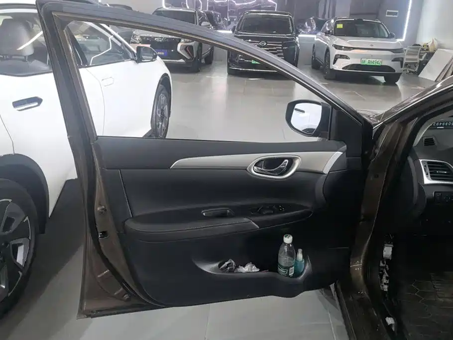 Nissan Sylphy — миниатюра 7