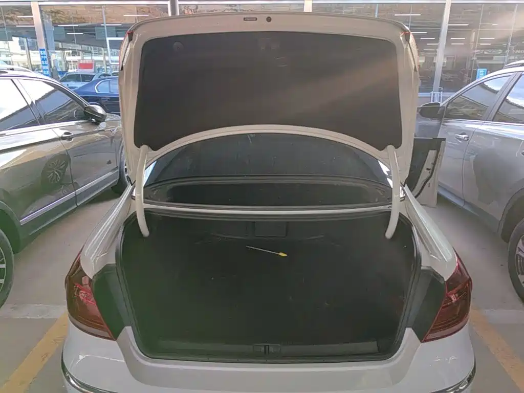 Volkswagen CC — миниатюра 19