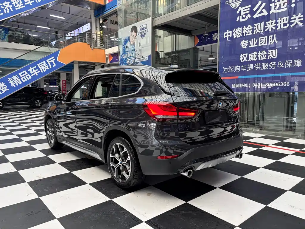 BMW X1