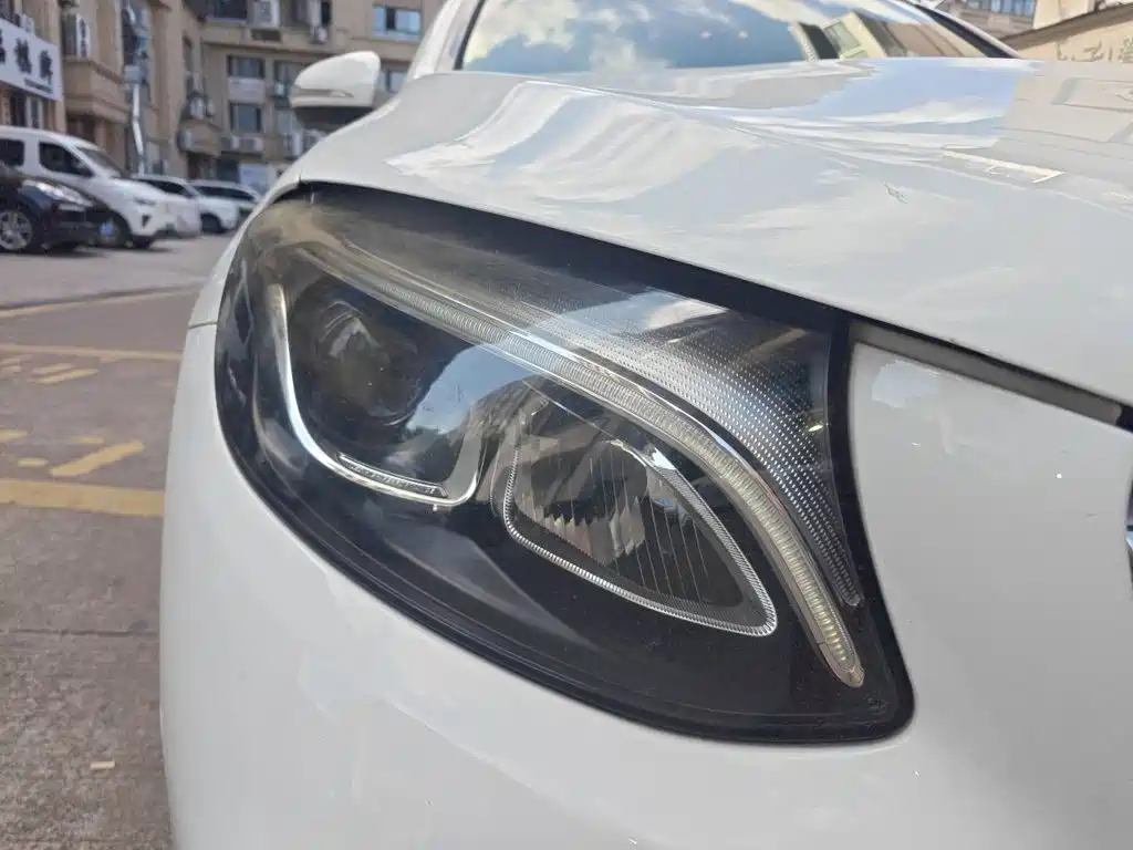 Mercedes-Benz GLC — миниатюра 7