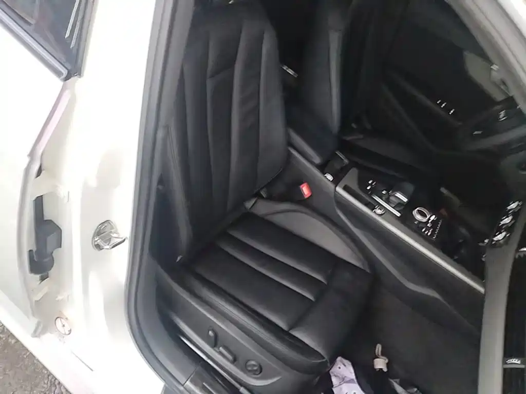 Audi A4L — миниатюра 25