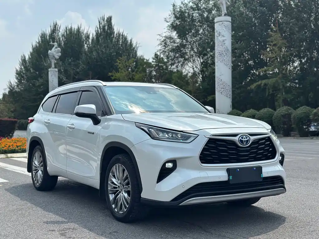 Toyota Highlander — миниатюра 3