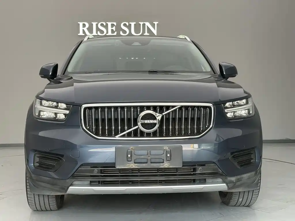 Volvo XC40 — миниатюра 2