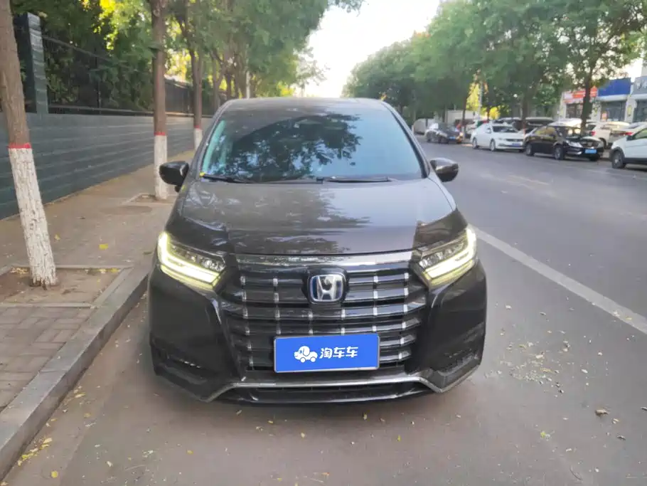 Honda Elysion — миниатюра 2
