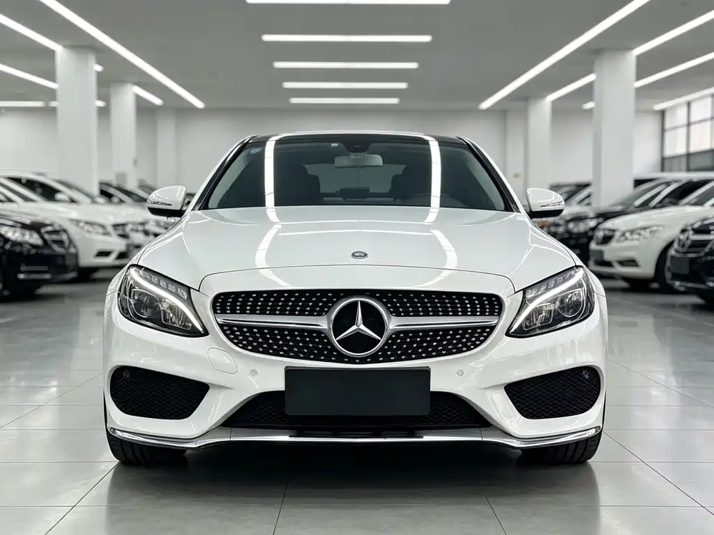 Mercedes-Benz C-Class — миниатюра 2