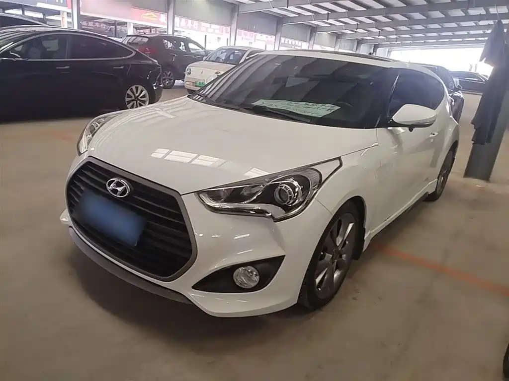 Купить Hyundai Veloster