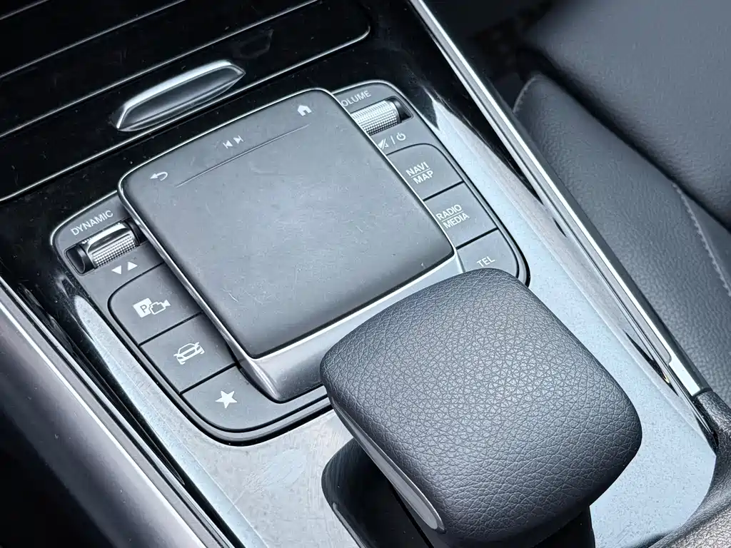 Mercedes-Benz GLA — миниатюра 14