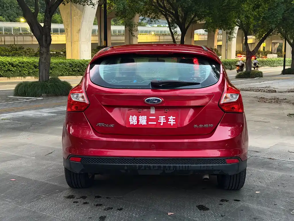 Ford Focus — миниатюра 23