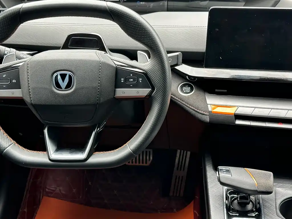 Changan UNI-V — миниатюра 4