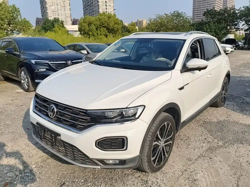Volkswagen T-Roc — миниатюра 2