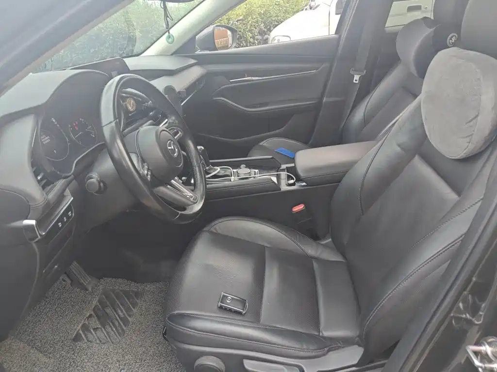 Mazda 3 Axela — миниатюра 8
