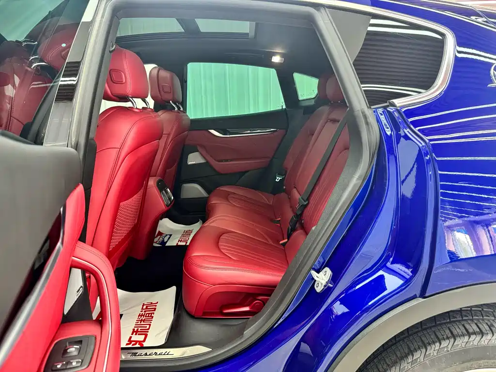 Maserati Levante — миниатюра 8