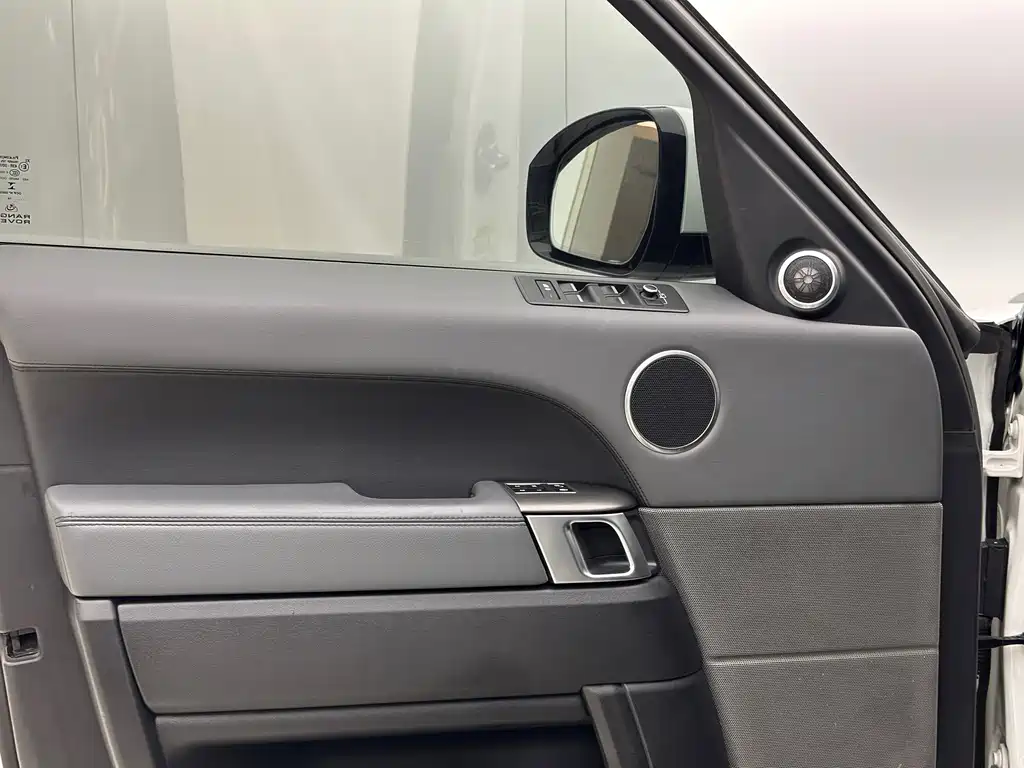 Land Rover Sport — миниатюра 19
